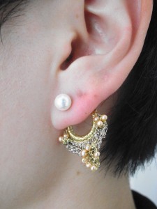 パールと金糸の組み合わせ。